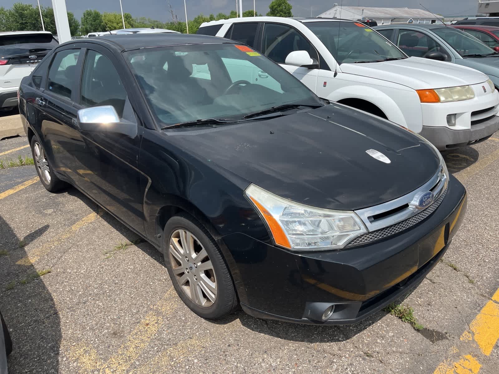 Thumbnail: 2010 Ford Focus - 19