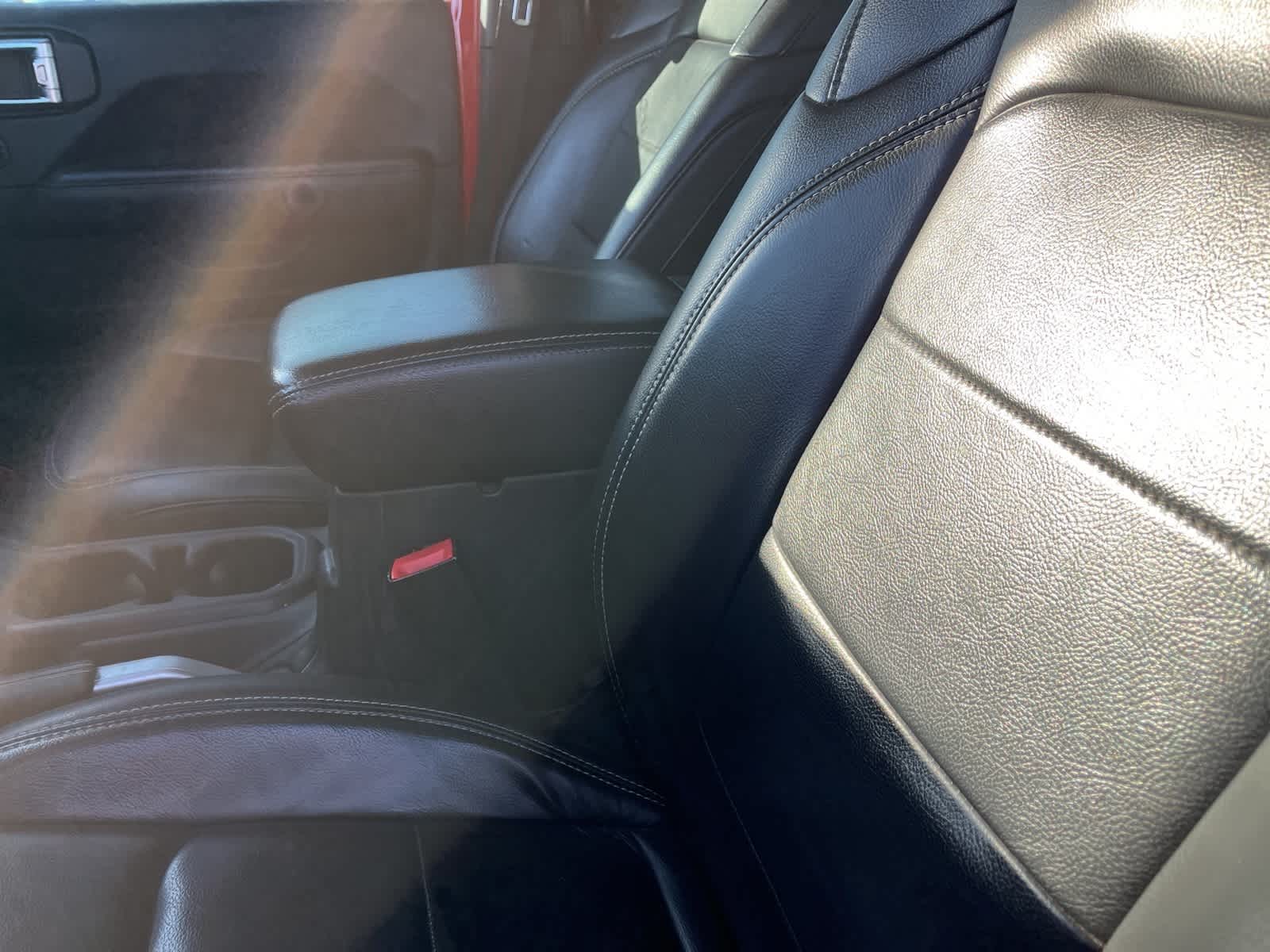 Thumbnail: 2018 Jeep Wrangler - 22