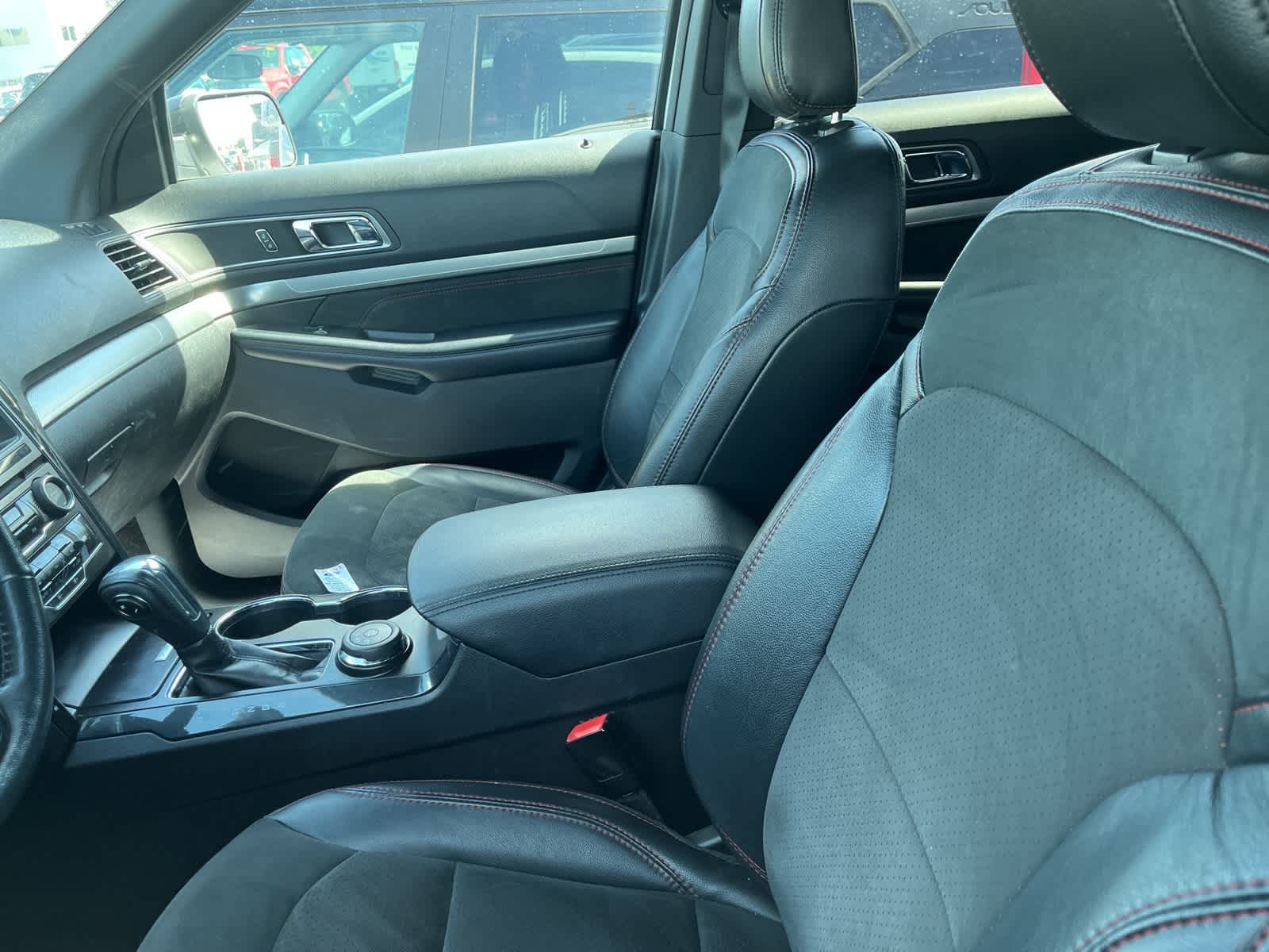 Thumbnail: 2018 Ford Explorer - 22