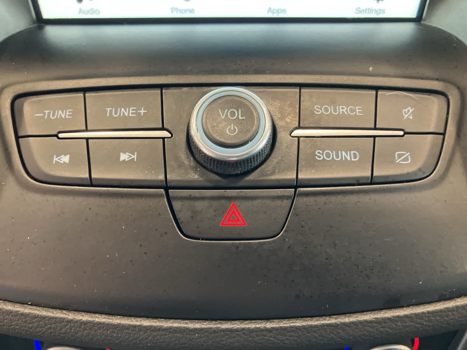 Thumbnail: 2019 Ford Escape - 20