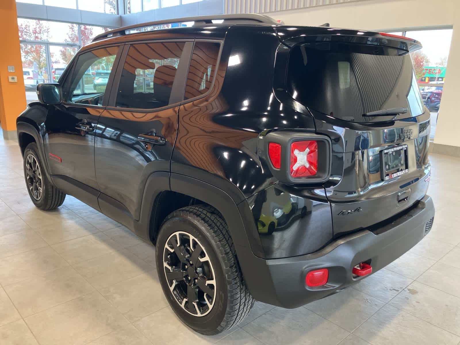 Thumbnail: 2023 Jeep Renegade - 7