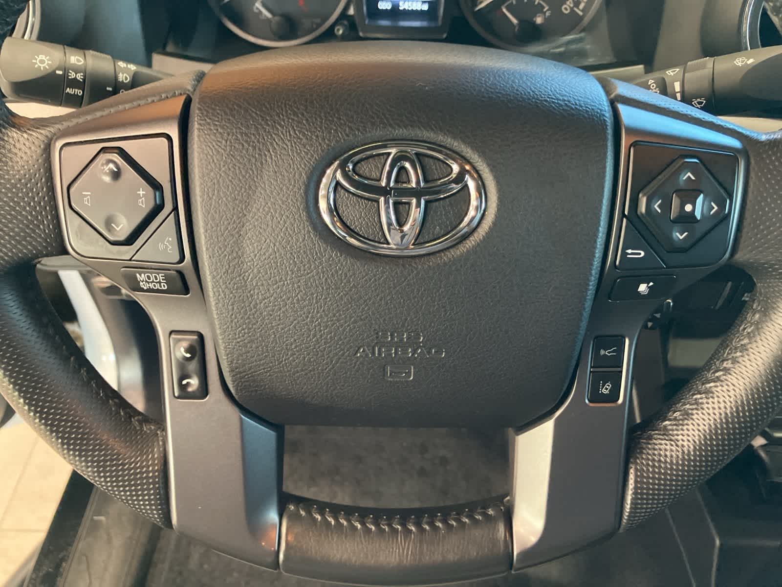 Thumbnail: 2021 Toyota Tacoma - 14