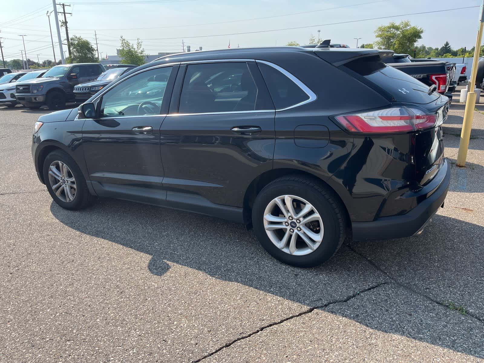 Thumbnail: 2020 Ford Edge - 6