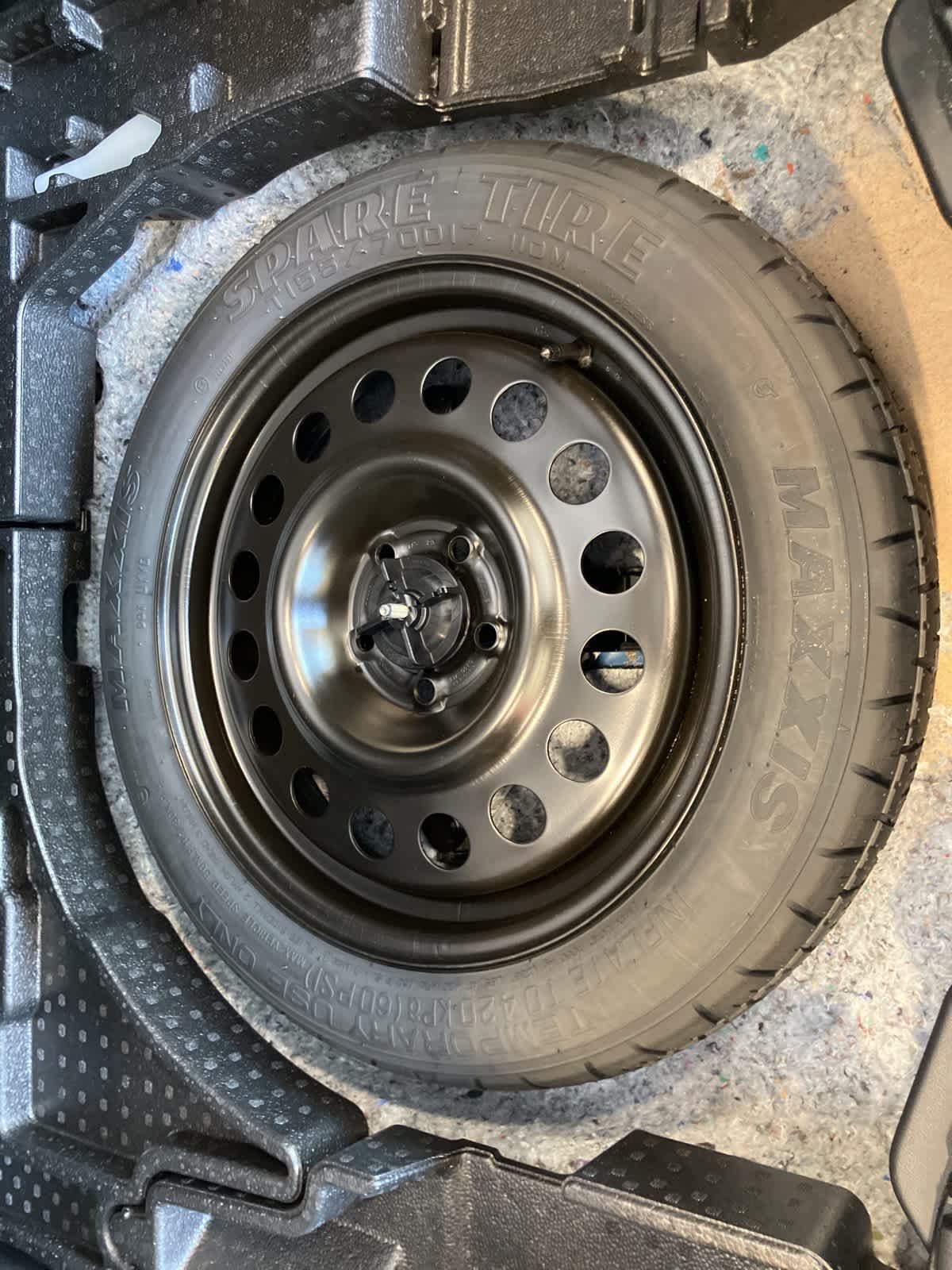 Thumbnail: 2023 Ford Escape - 33