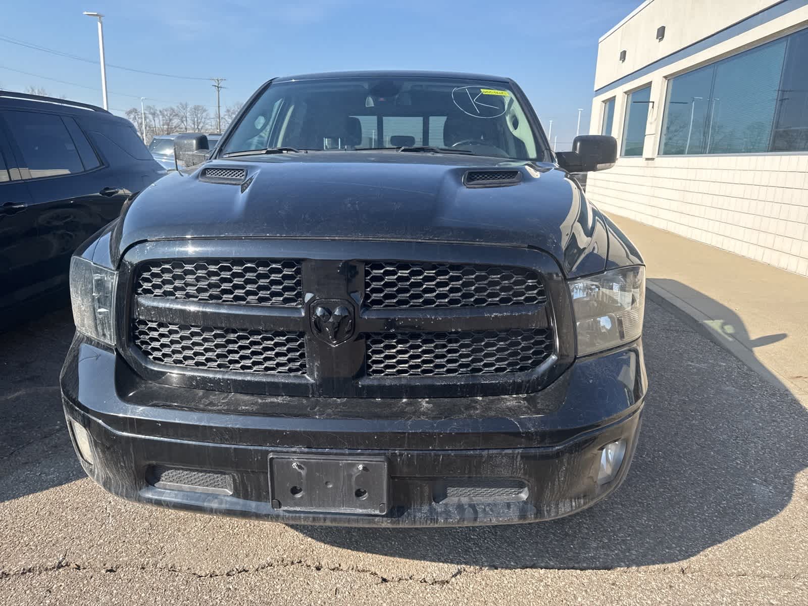 Thumbnail: 2022 RAM 1500 Classic - 16