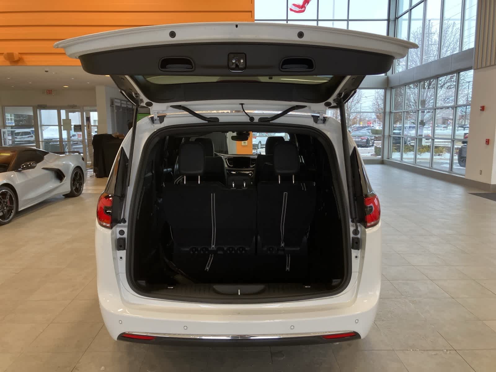 Thumbnail: 2026 Chrysler Pacifica - 30