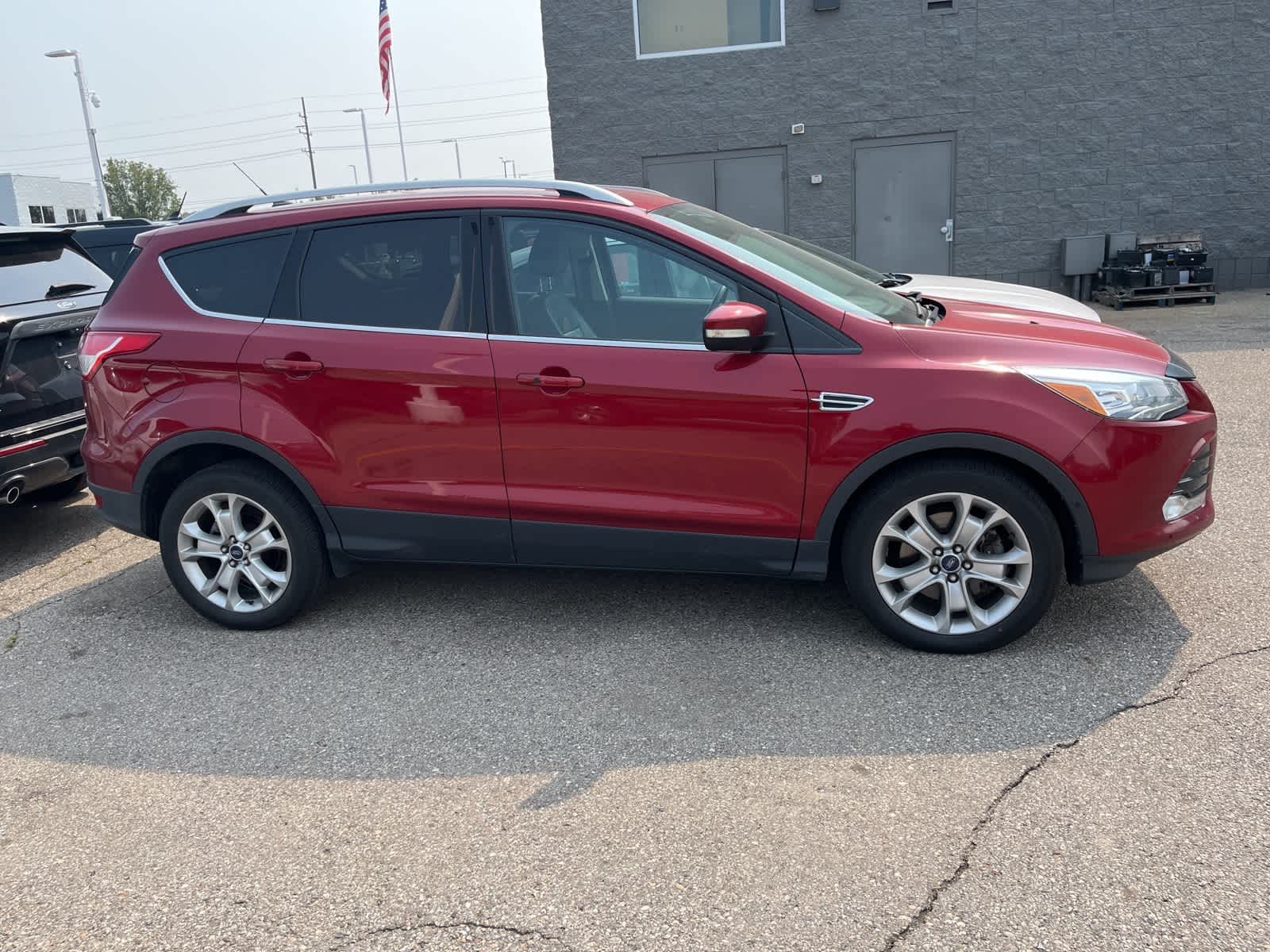 Thumbnail: 2015 Ford Escape - 14