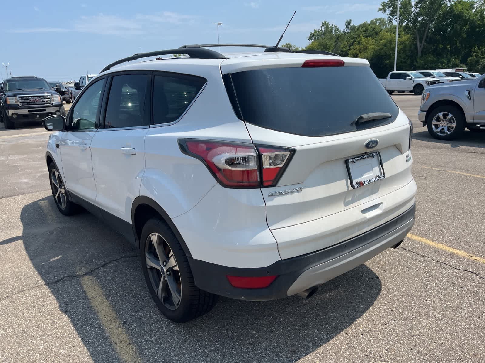 Thumbnail: 2017 Ford Escape - 8