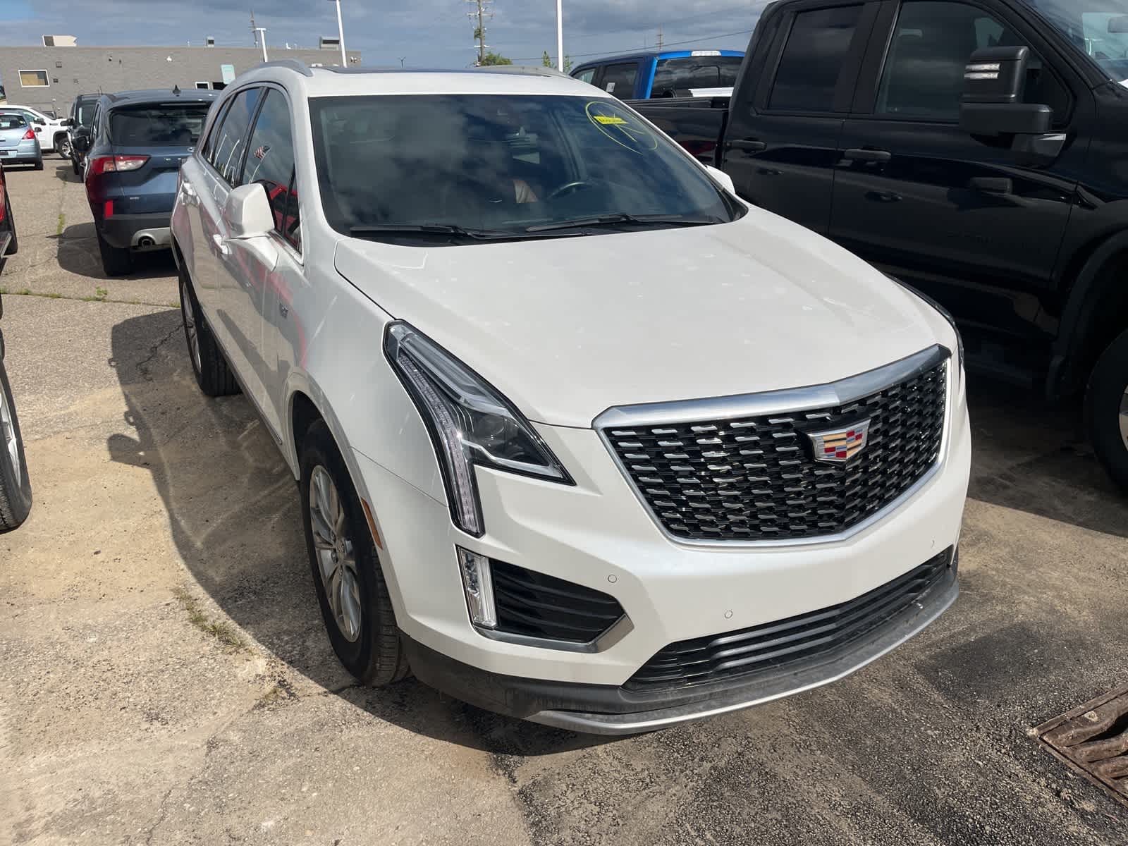 Thumbnail: 2021 Cadillac XT5 - 17