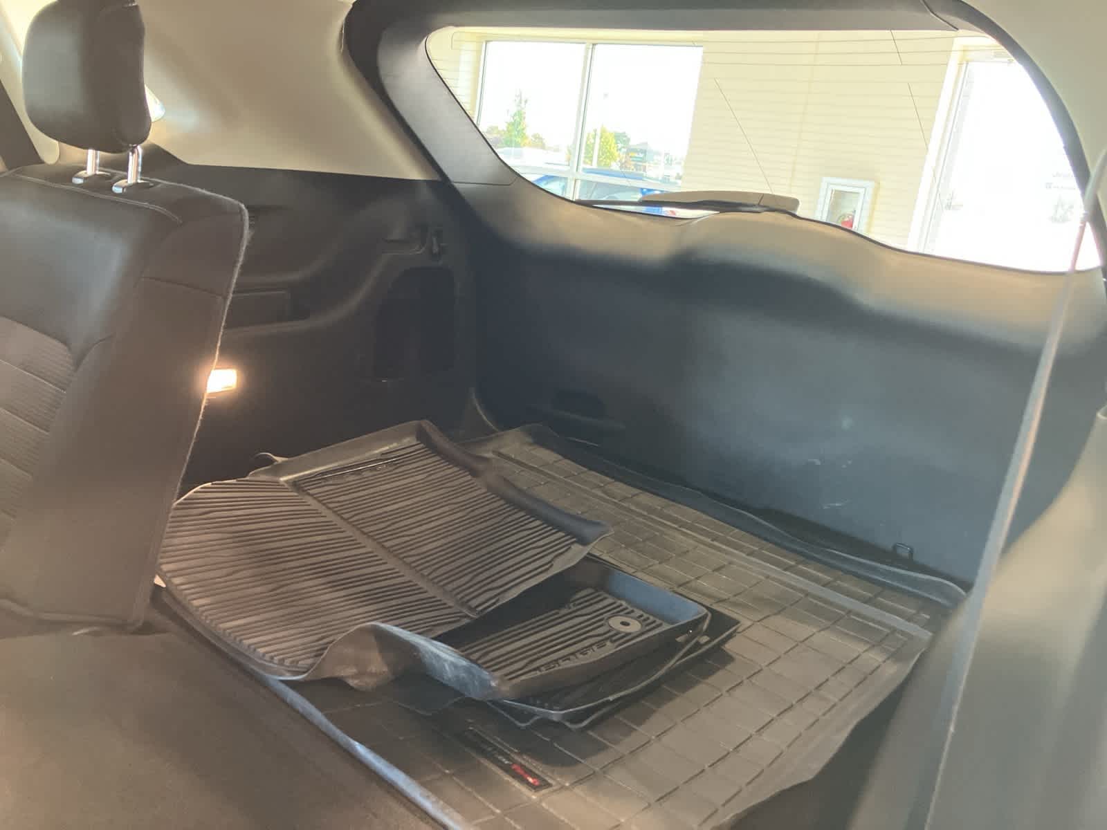 Thumbnail: 2019 Ford Edge - 24