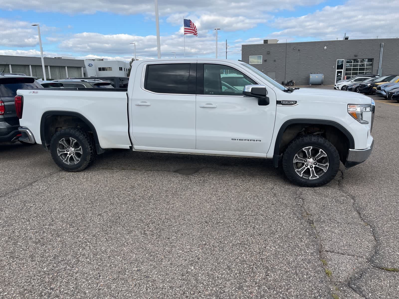 Thumbnail: 2020 GMC Sierra 1500 - 15