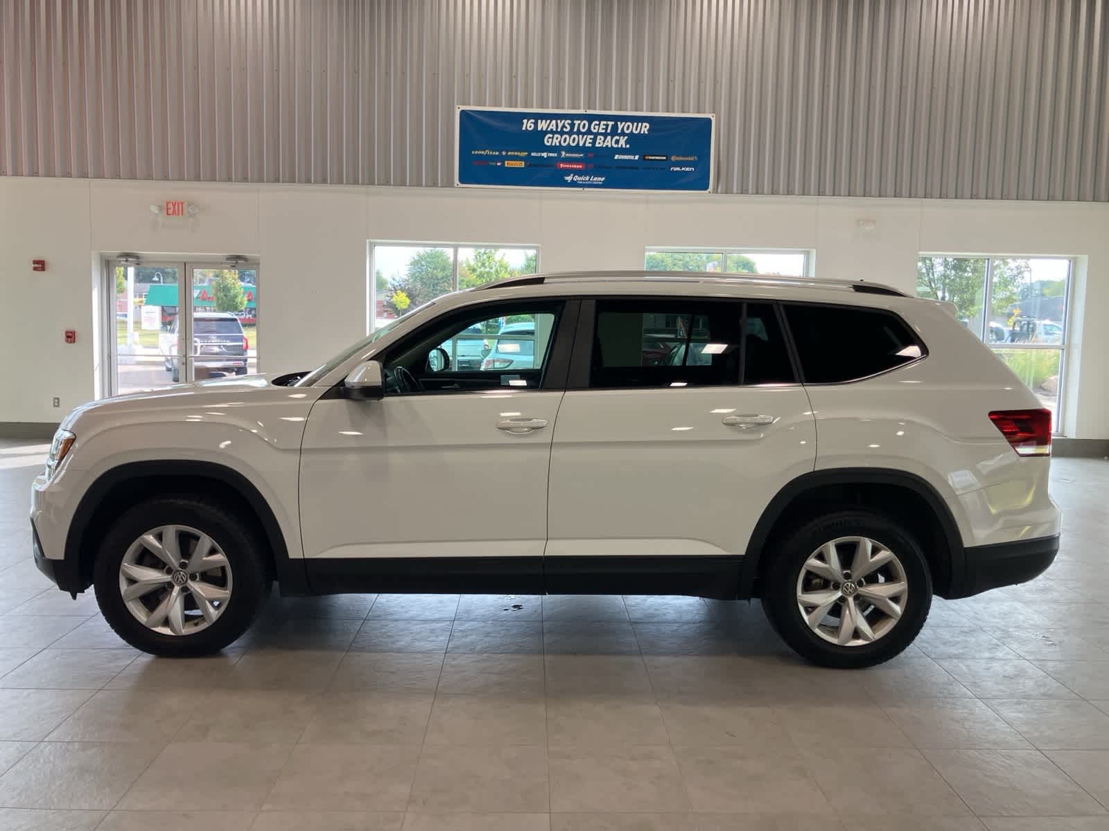 Thumbnail: 2019 Volkswagen Atlas - 8