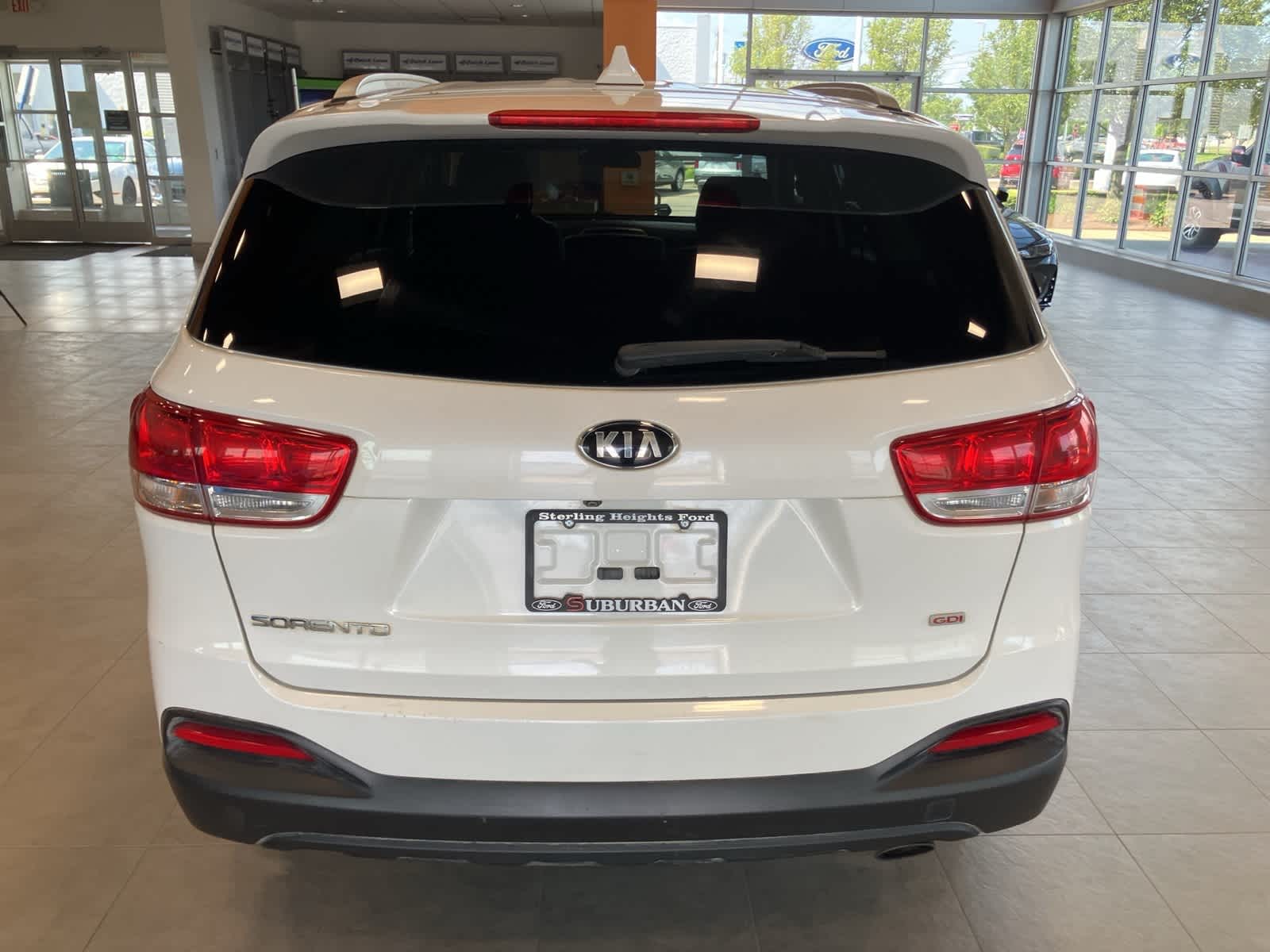 Thumbnail: 2016 Kia Sorento - 6