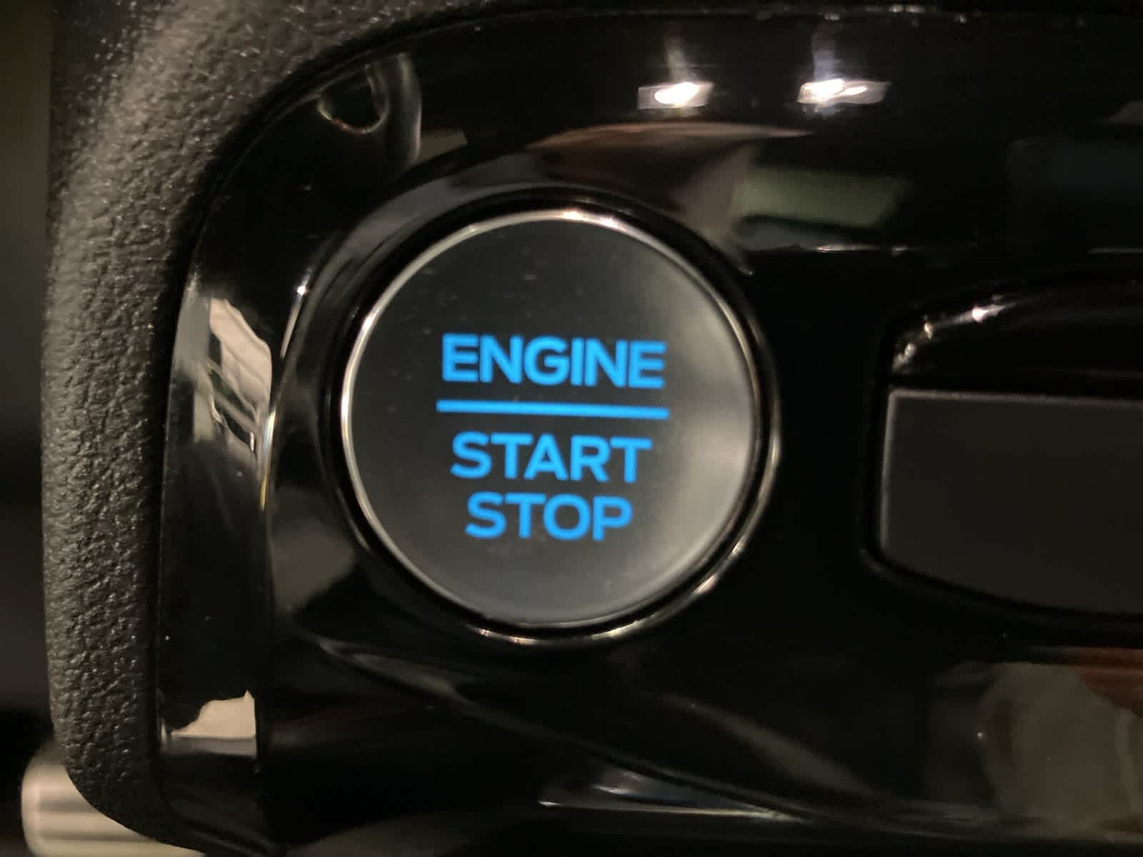 Thumbnail: 2023 Ford Escape - 22