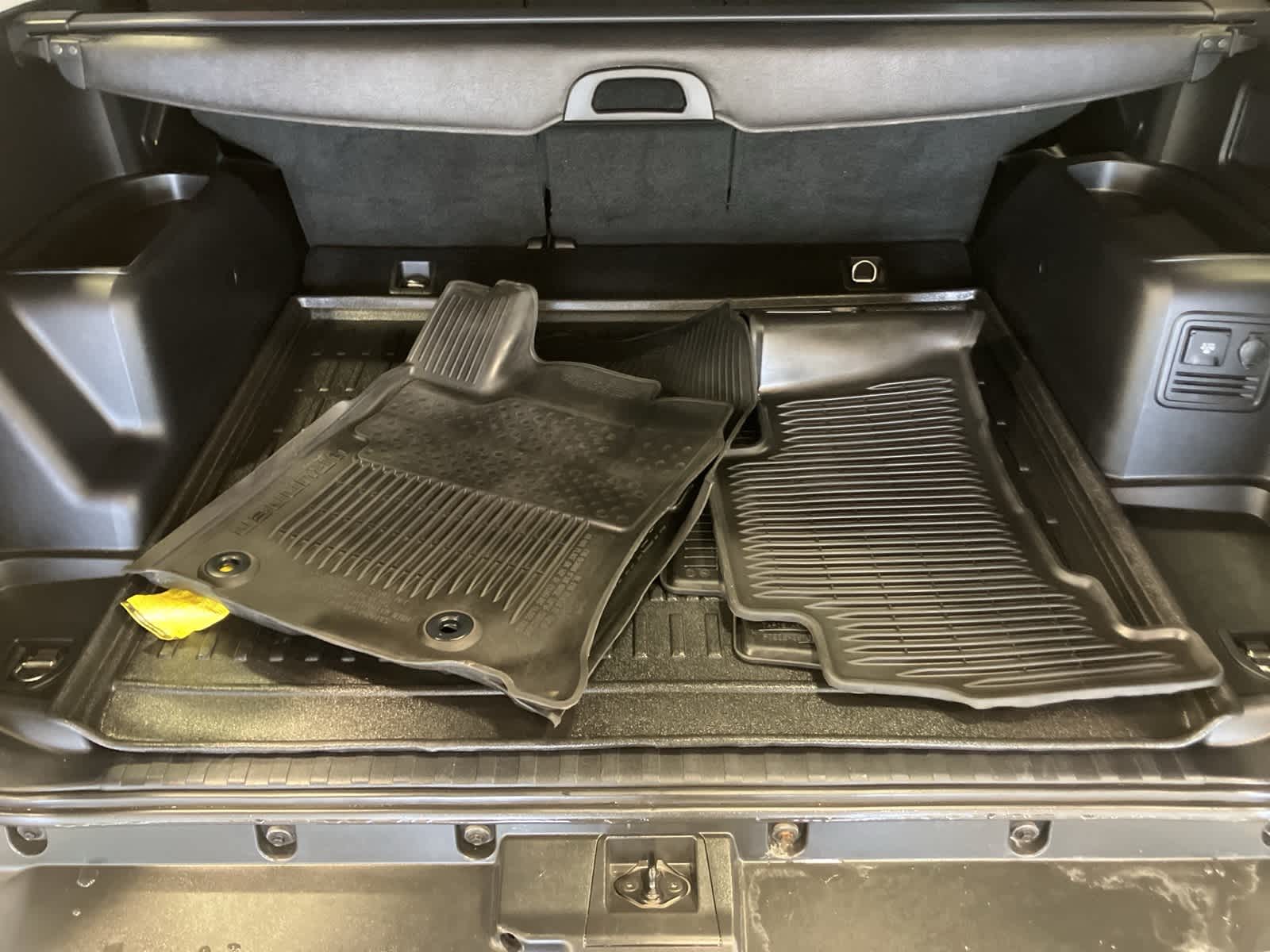 Thumbnail: 2022 Toyota 4Runner - 31