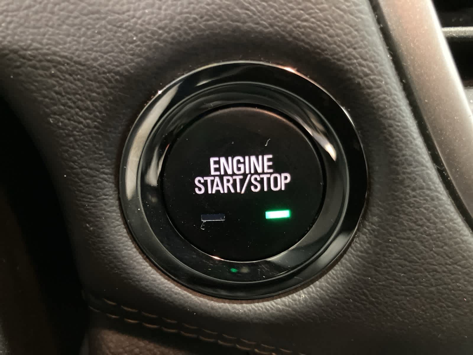 Thumbnail: 2018 Chevrolet Trax - 16