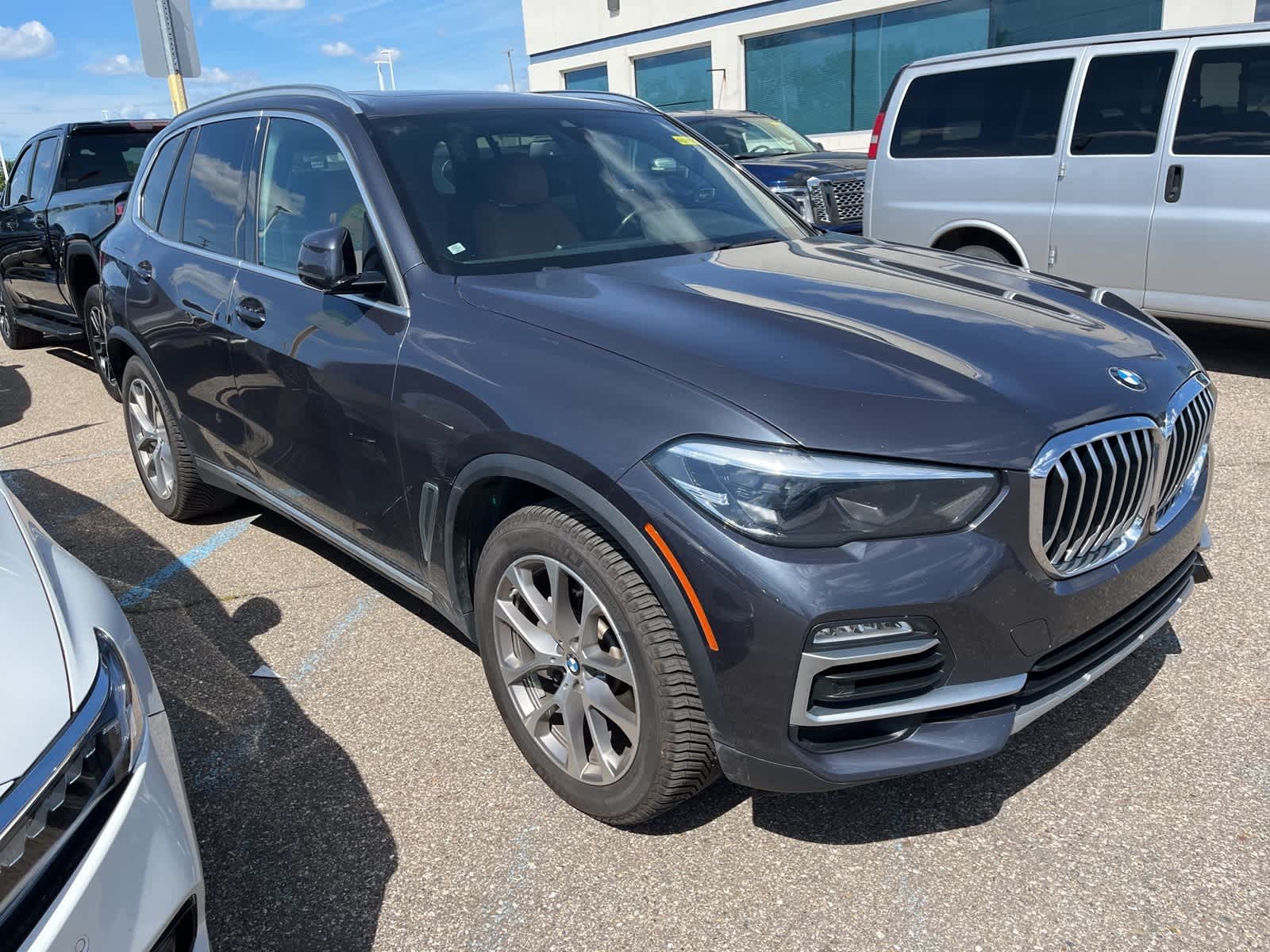 Thumbnail: 2019 BMW X5 - 16
