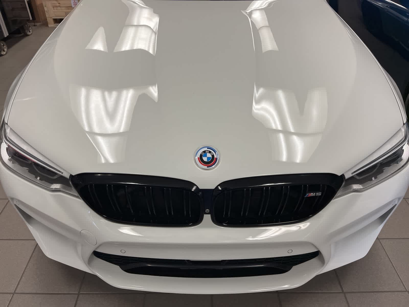 Thumbnail: 2019 BMW M5 - 25