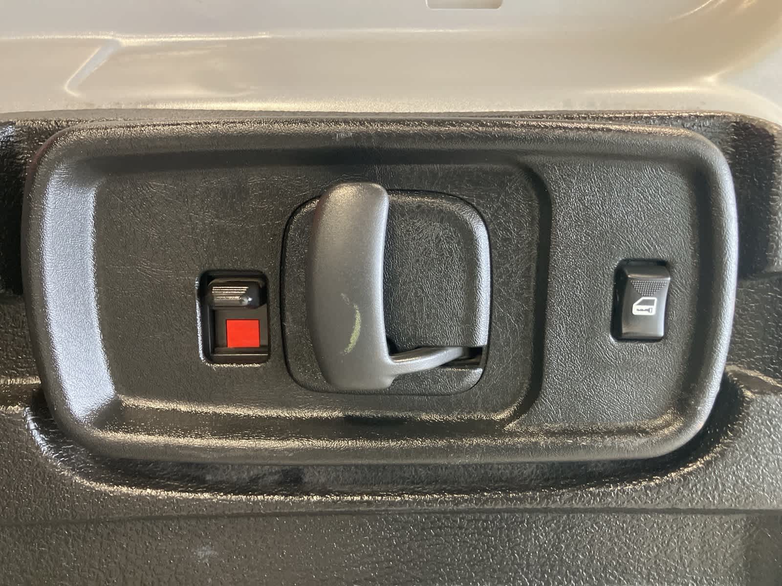 Thumbnail: 2021 GMC Savana - 24