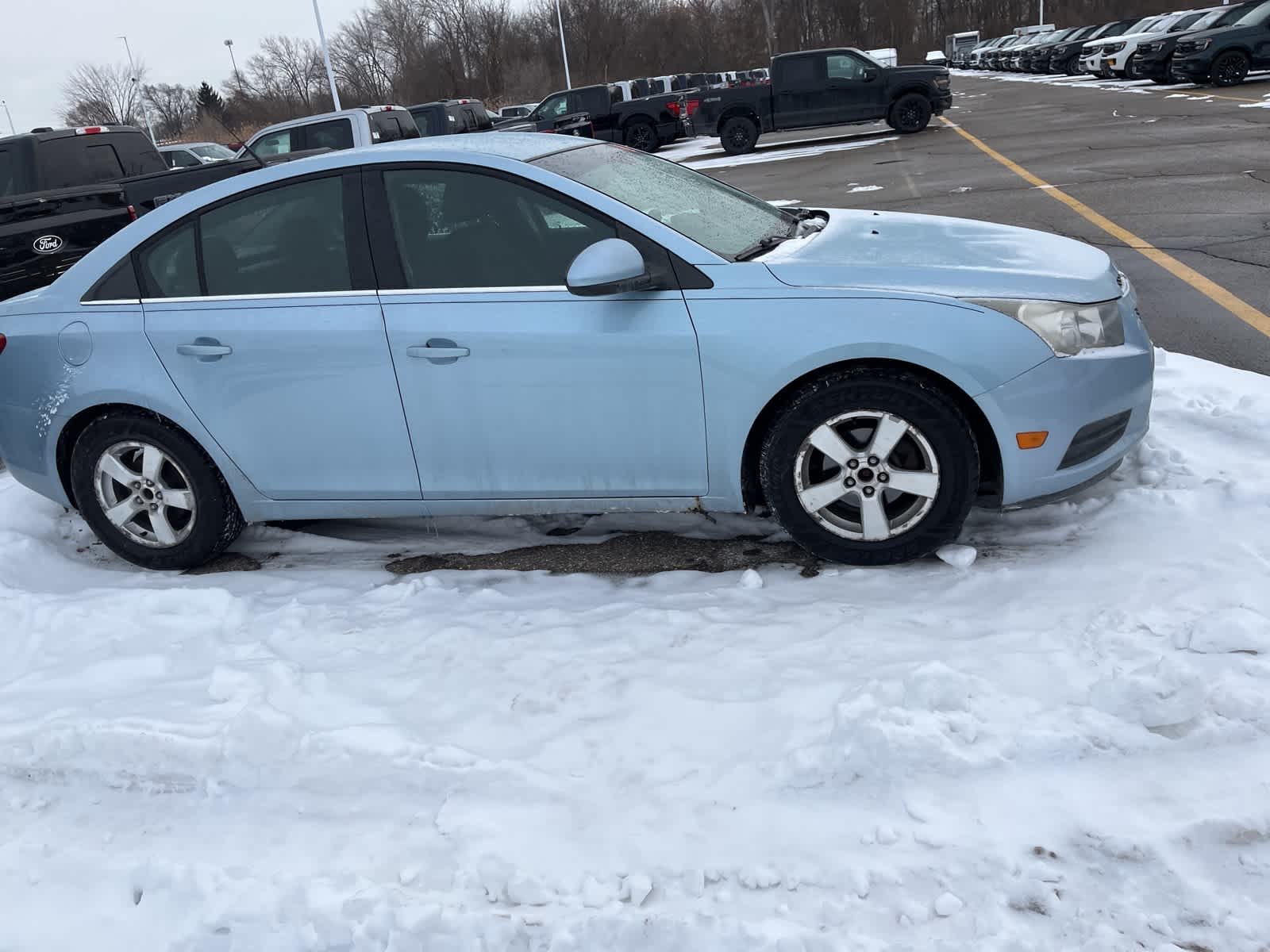 Thumbnail: 2012 Chevrolet Cruze - 17