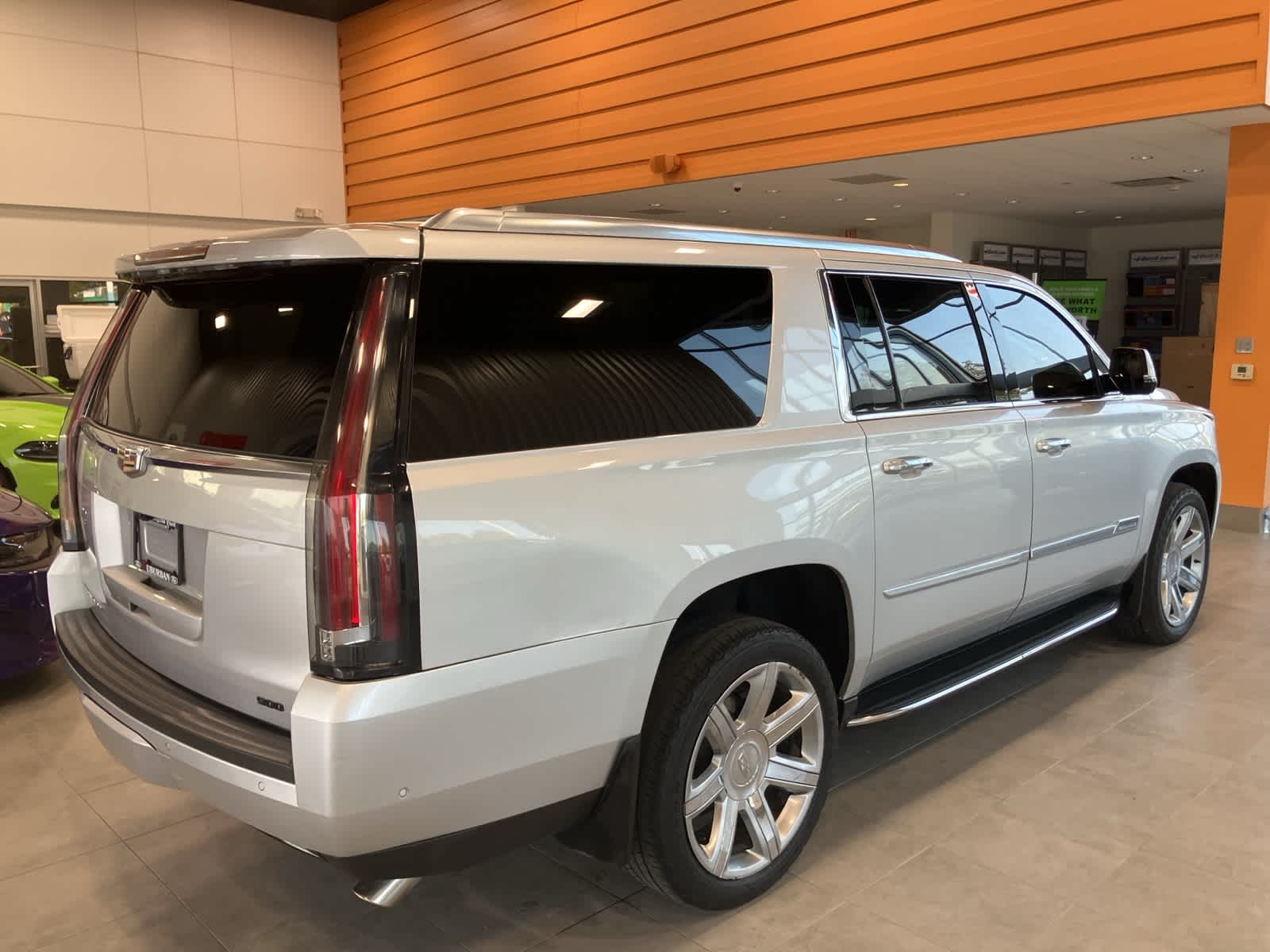 Thumbnail: 2020 Cadillac Escalade - 5