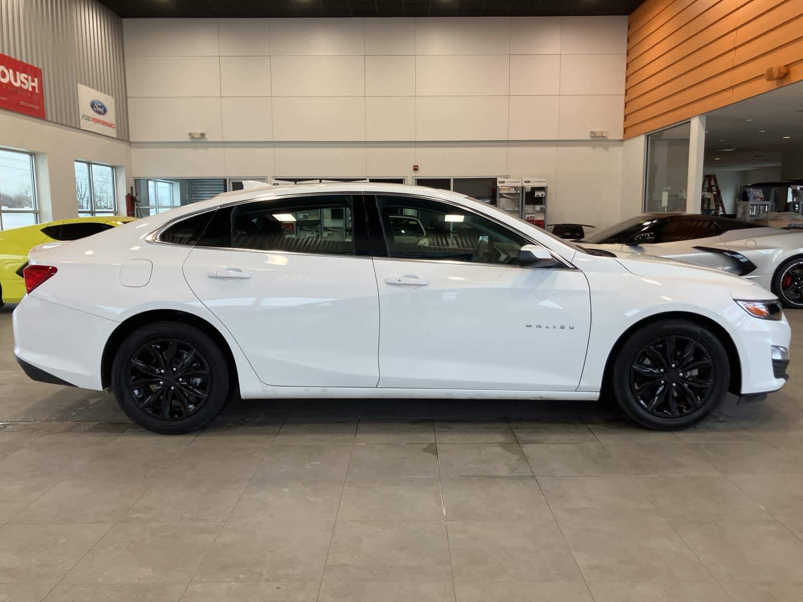 Thumbnail: 2024 Chevrolet Malibu - 4