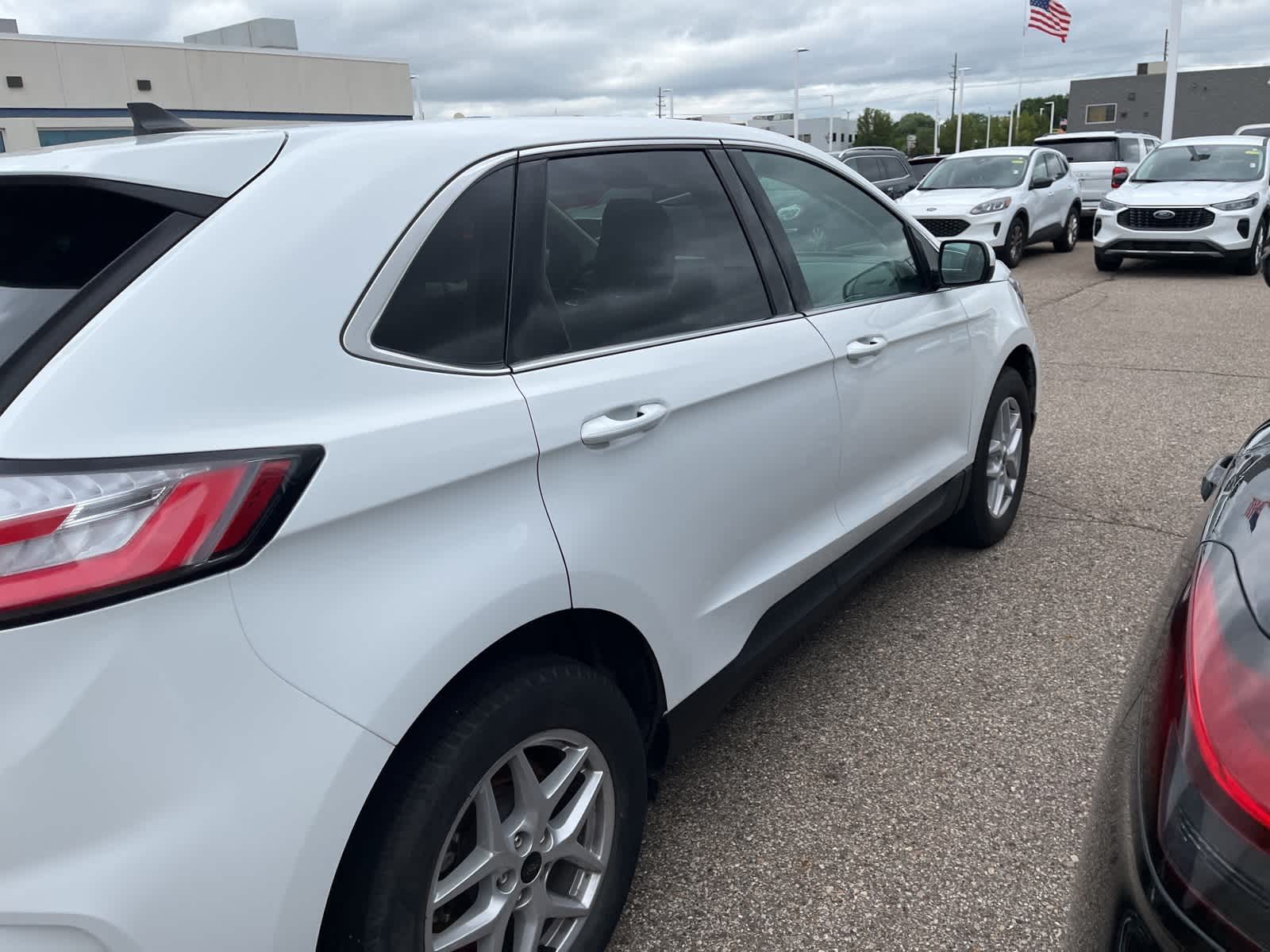 Thumbnail: 2024 Ford Edge - 15