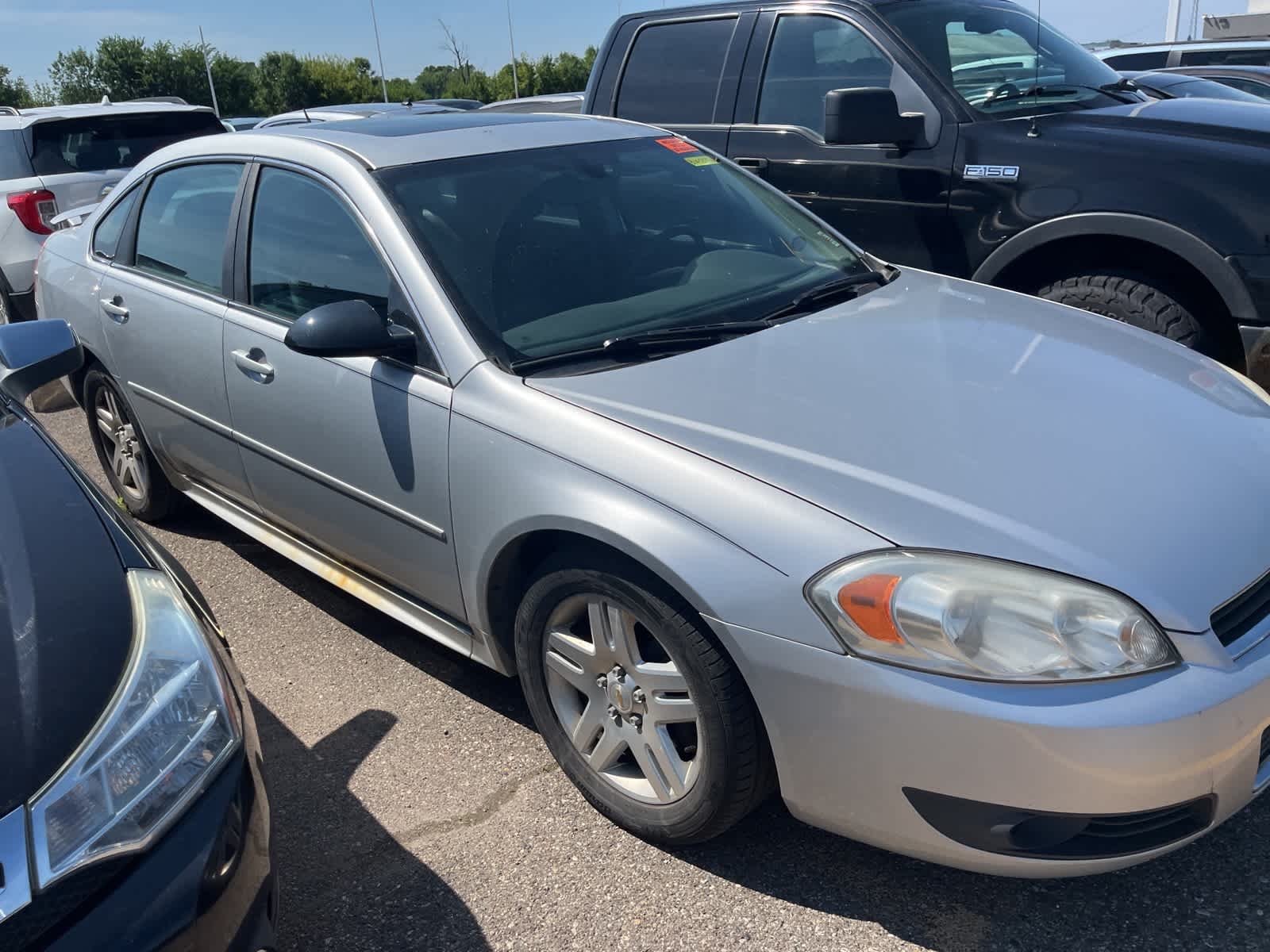 Thumbnail: 2011 Chevrolet Impala - 15