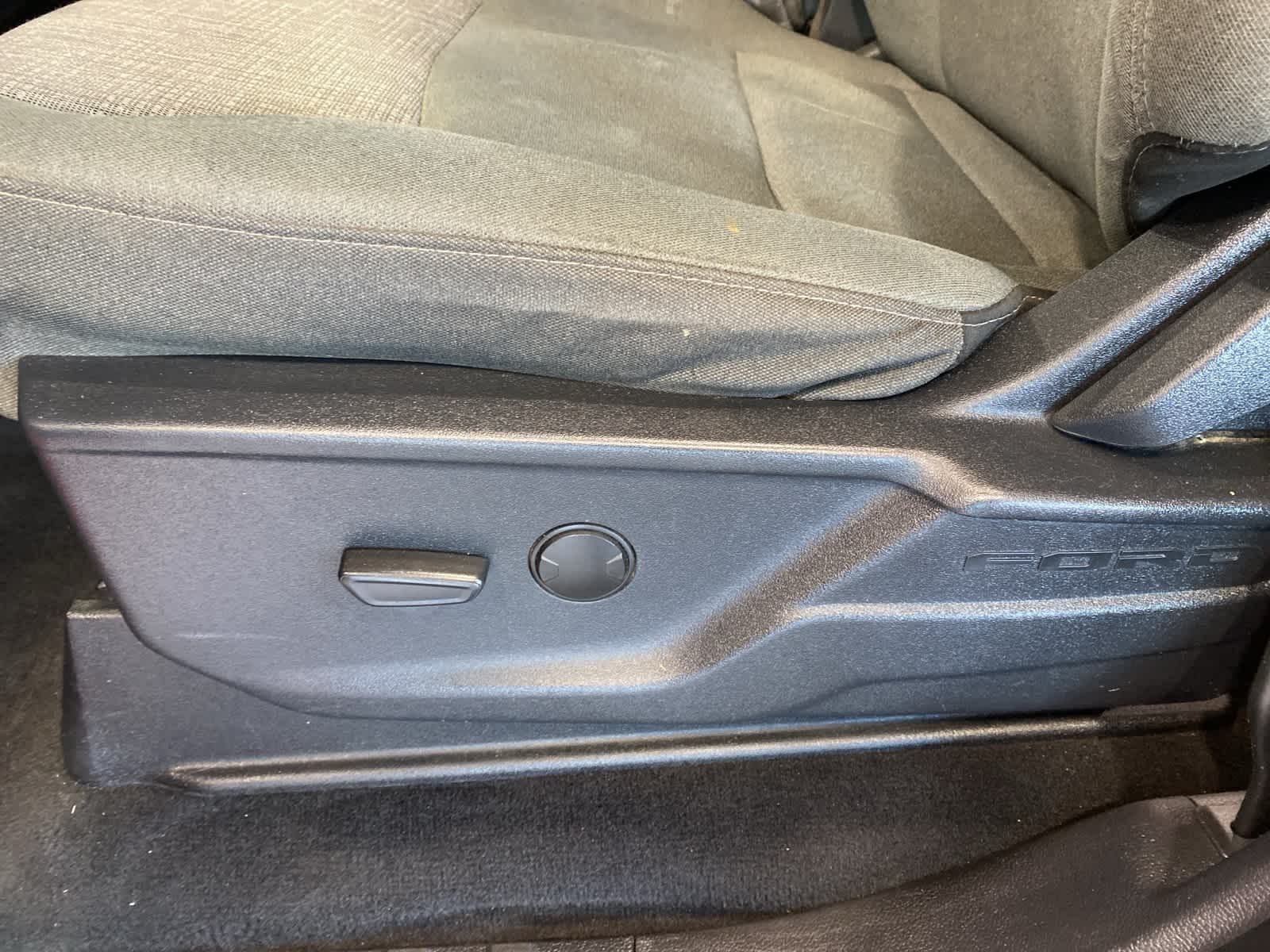 Thumbnail: 2024 Ford Econoline - 16