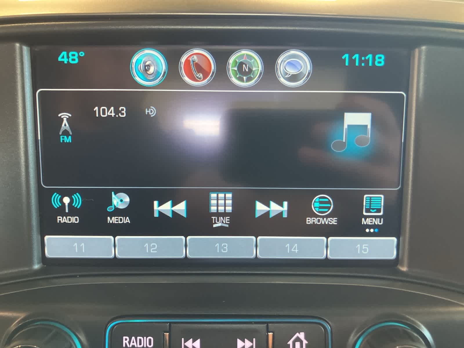 Thumbnail: 2019 Chevrolet Silverado 1500 - 17