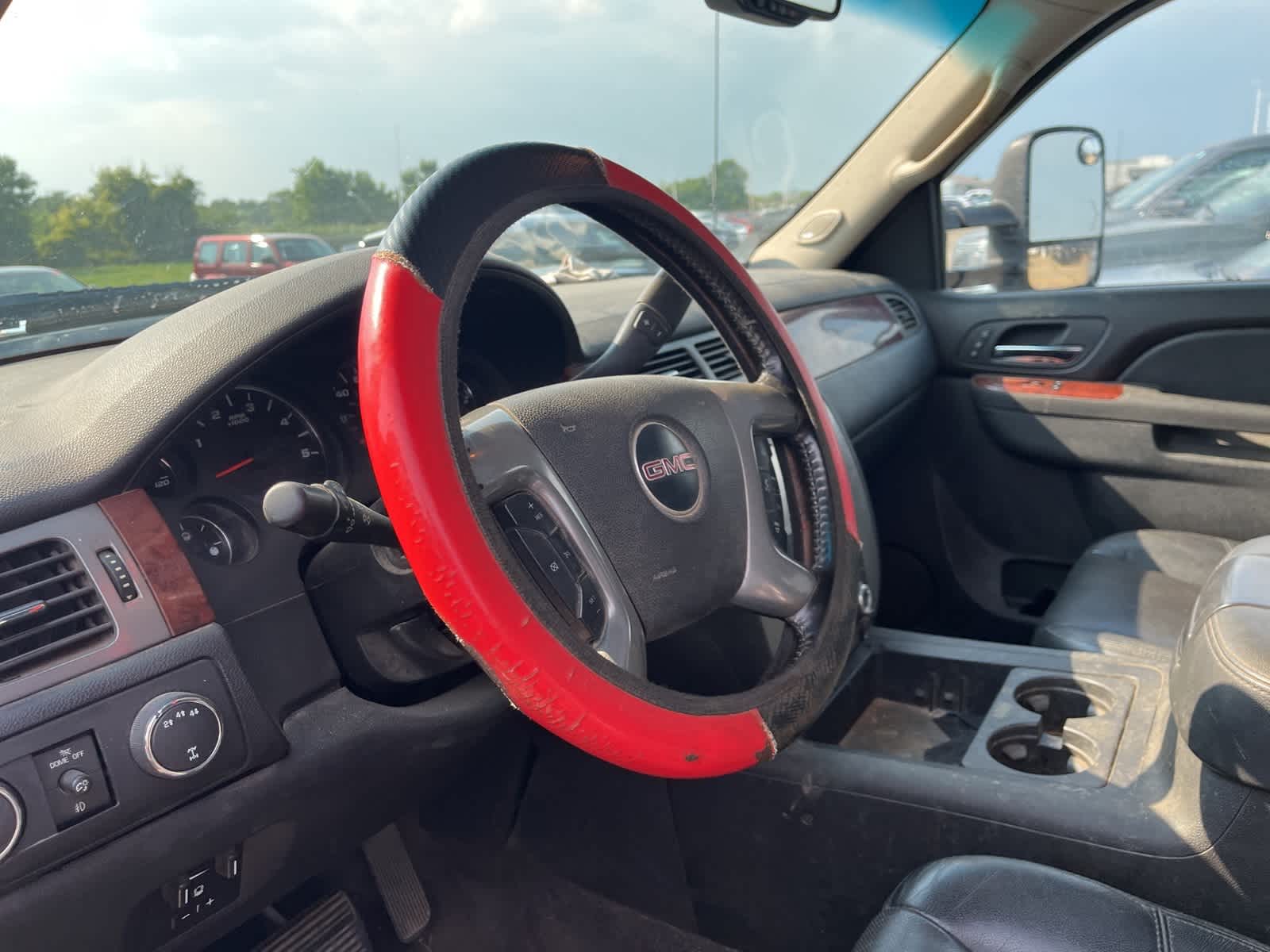 Thumbnail: 2014 GMC Sierra 2500 - 26
