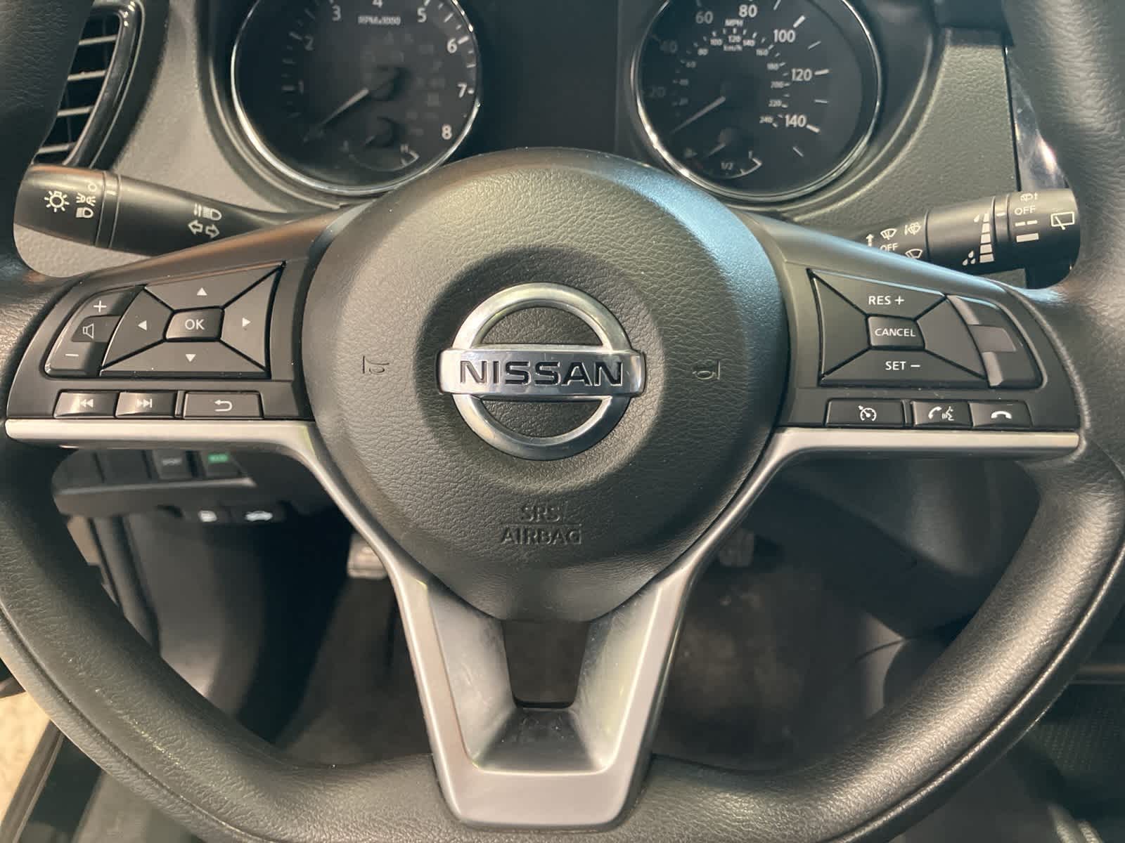 Thumbnail: 2017 Nissan Rogue - 15