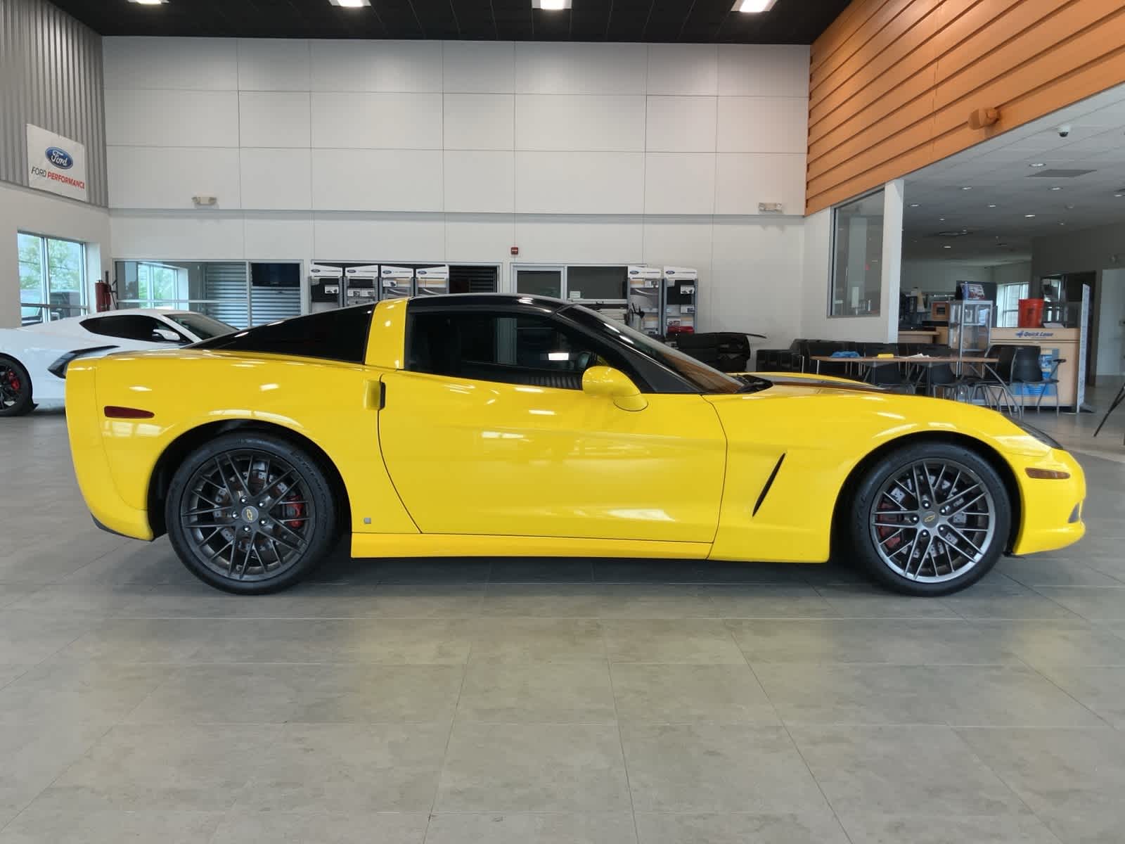Thumbnail: 2008 Chevrolet Corvette - 4