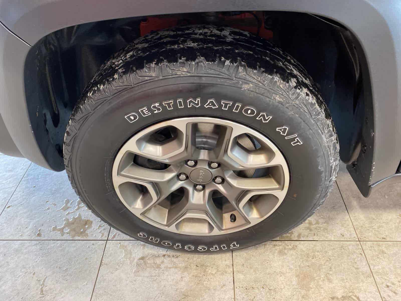 Thumbnail: 2021 Jeep Cherokee - 9