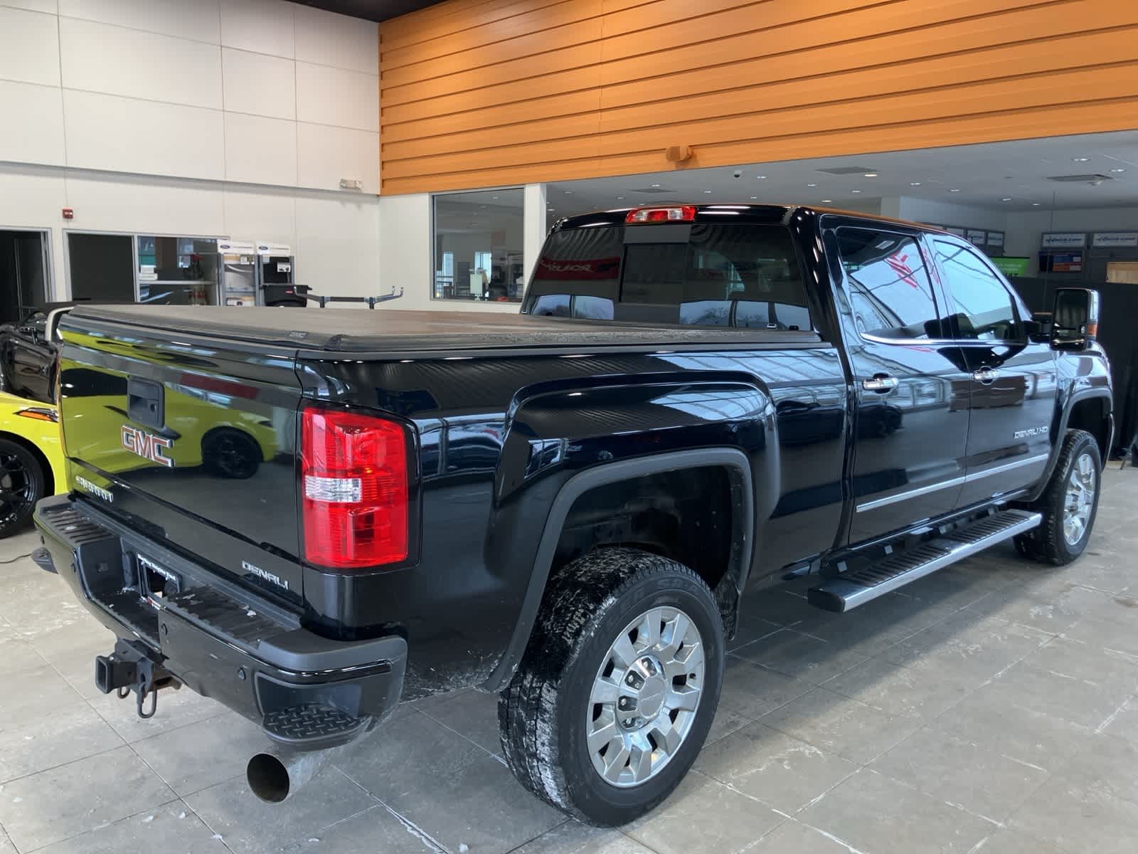 Thumbnail: 2018 GMC Sierra 2500 - 5