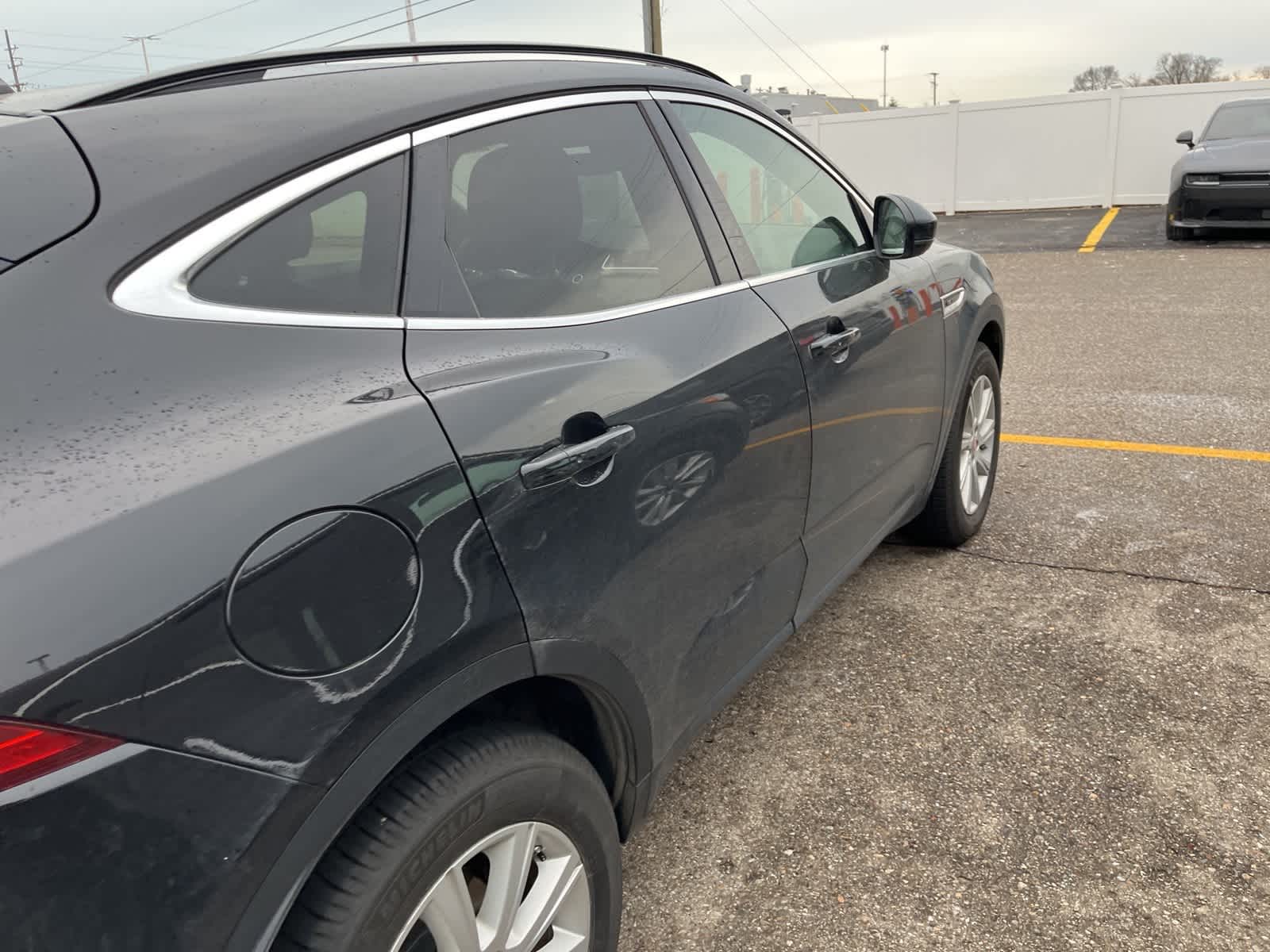 Thumbnail: 2019 Jaguar E-Pace - 18