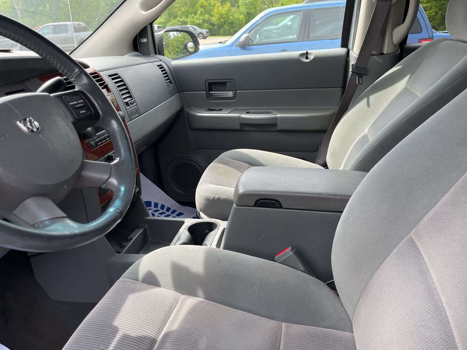 Thumbnail: 2005 Dodge Durango - 21