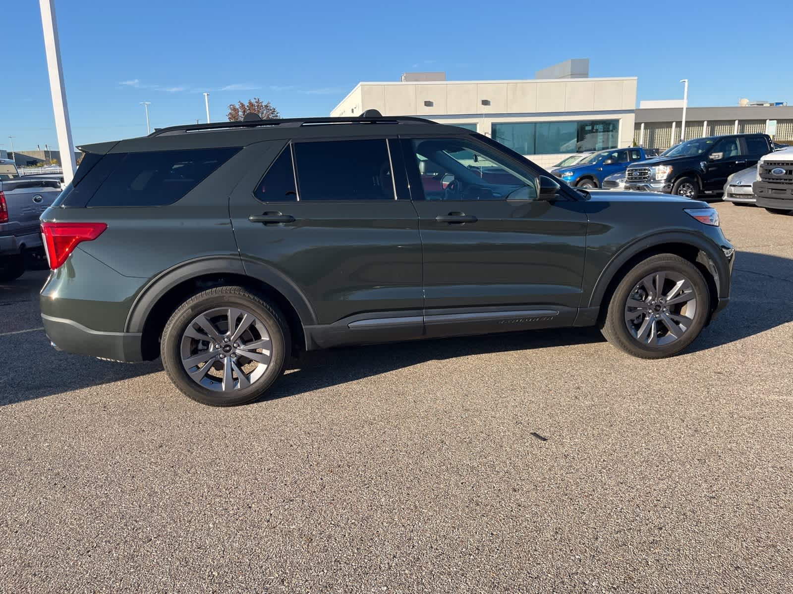 Thumbnail: 2023 Ford Explorer - 16