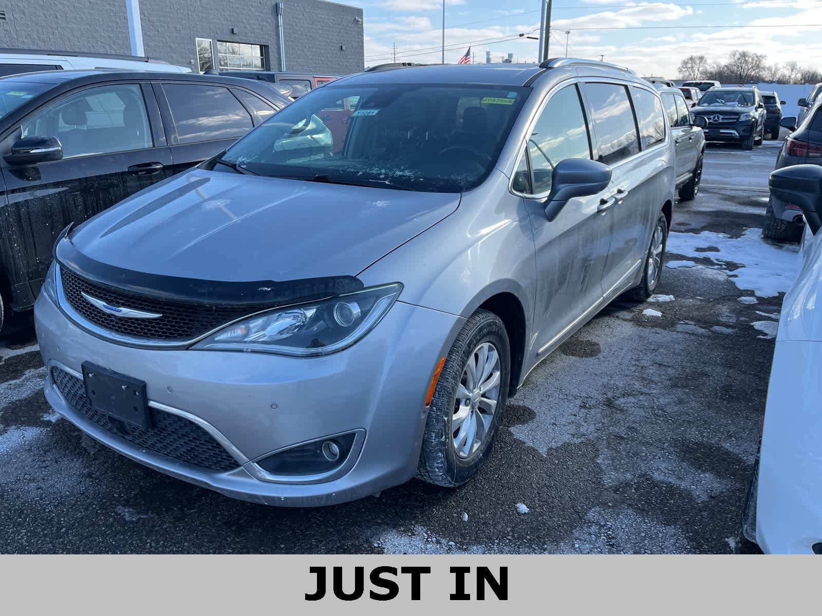 2018 Chrysler Pacifica Touring L -
                  Sterling Heights, MI