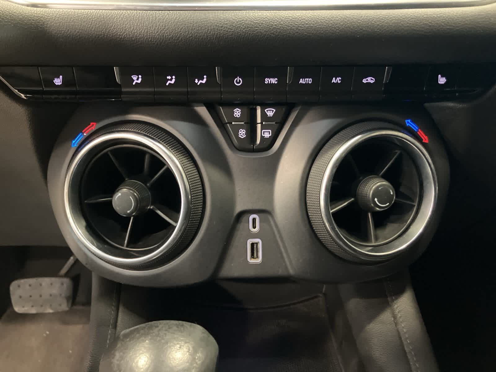 Thumbnail: 2021 Chevrolet Blazer - 18