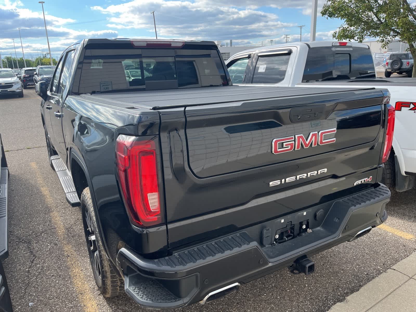 Thumbnail: 2019 GMC Sierra 1500 - 11