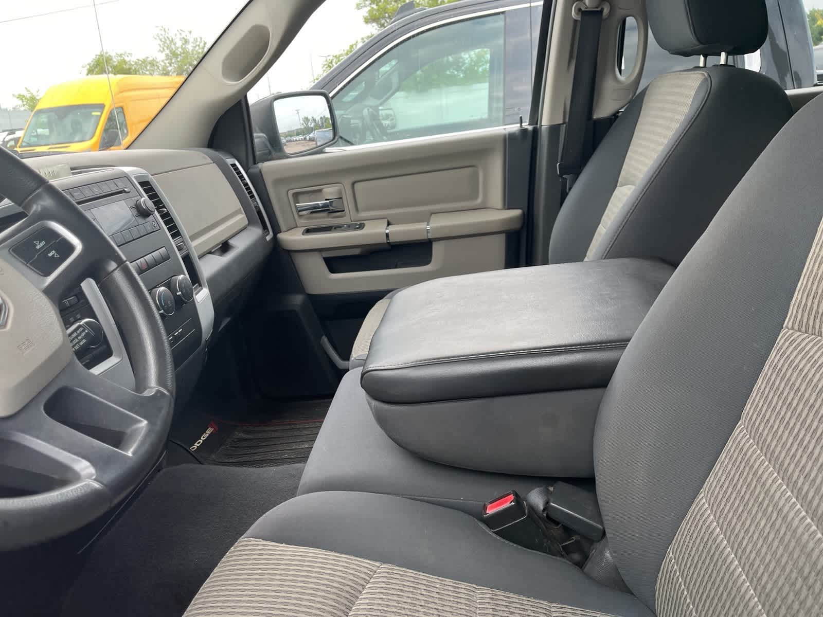 Thumbnail: 2009 Dodge Ram 1500 - 24