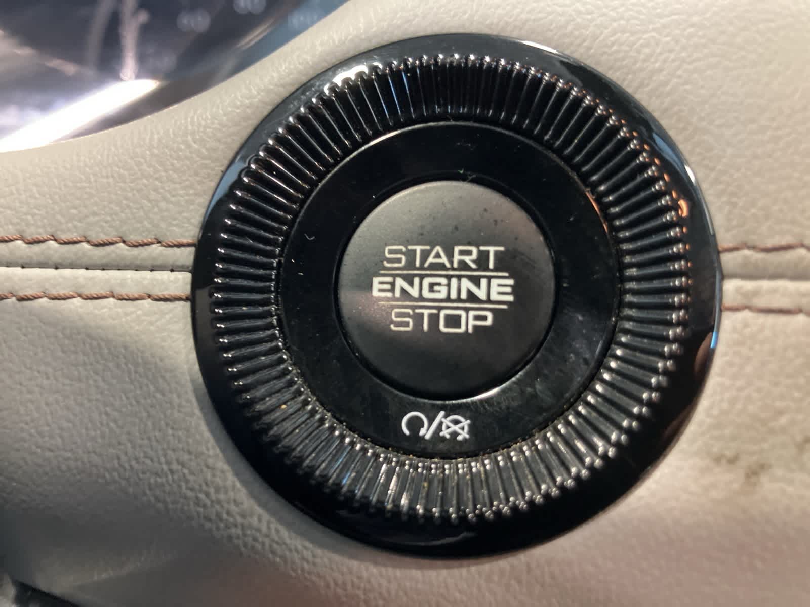 Thumbnail: 2022 Jeep Compass - 15