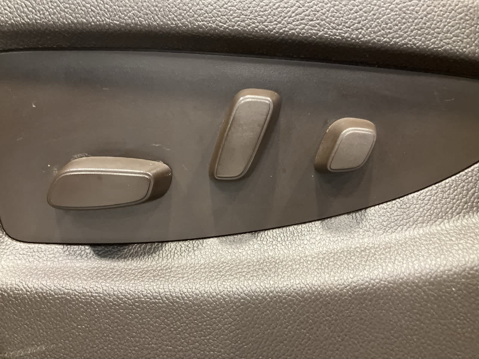 Thumbnail: 2018 GMC Sierra 2500 - 13