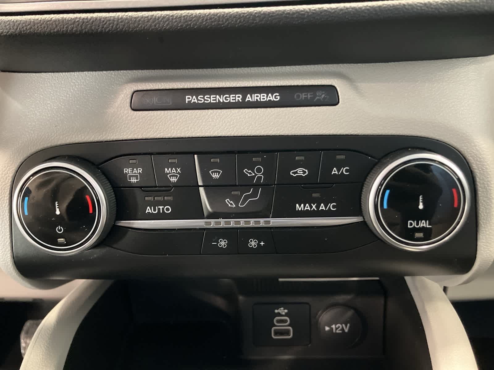 Thumbnail: 2024 Ford Escape - 18