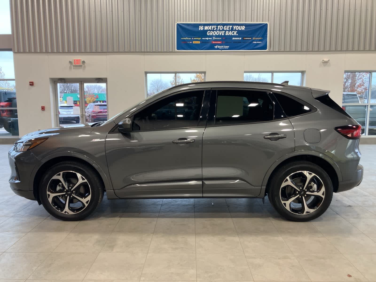 Thumbnail: 2023 Ford Escape - 8