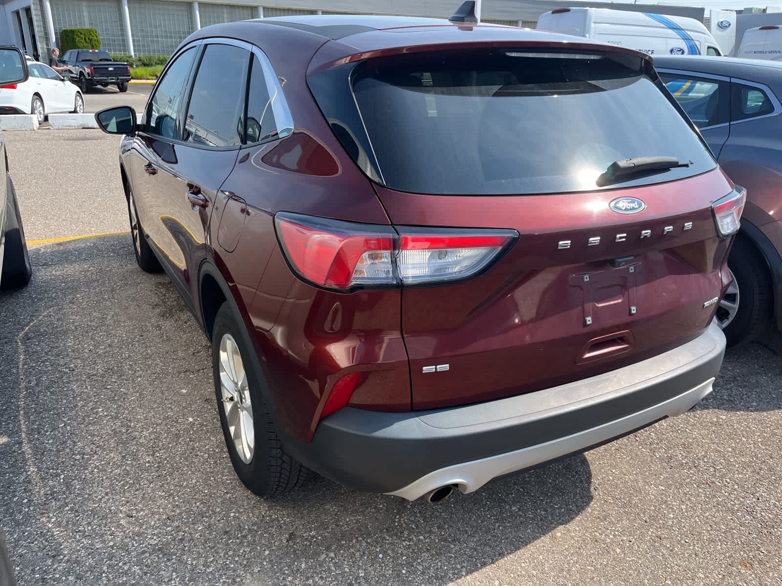 Thumbnail: 2021 Ford Escape - 7