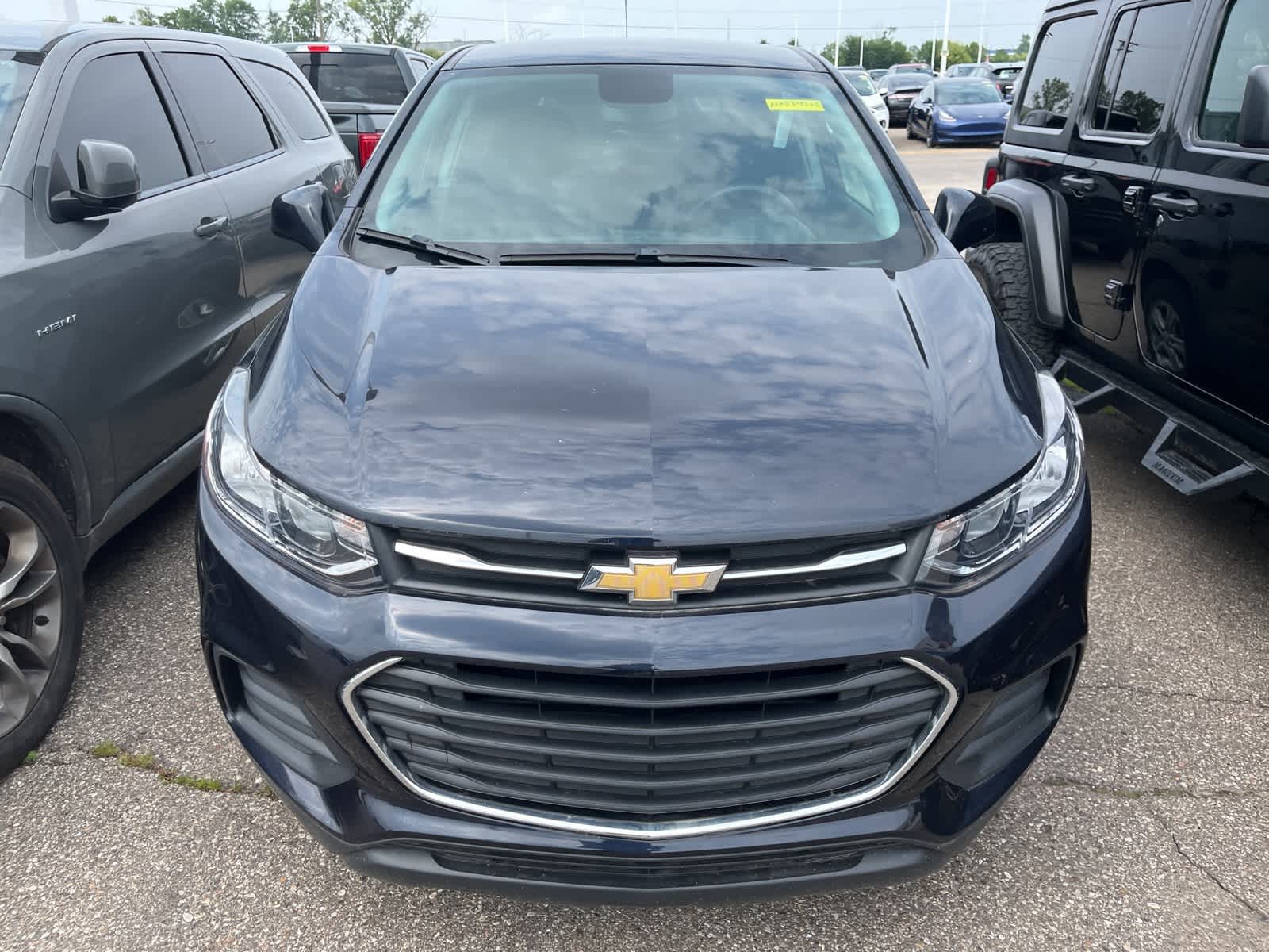 Thumbnail: 2021 Chevrolet Trax - 20