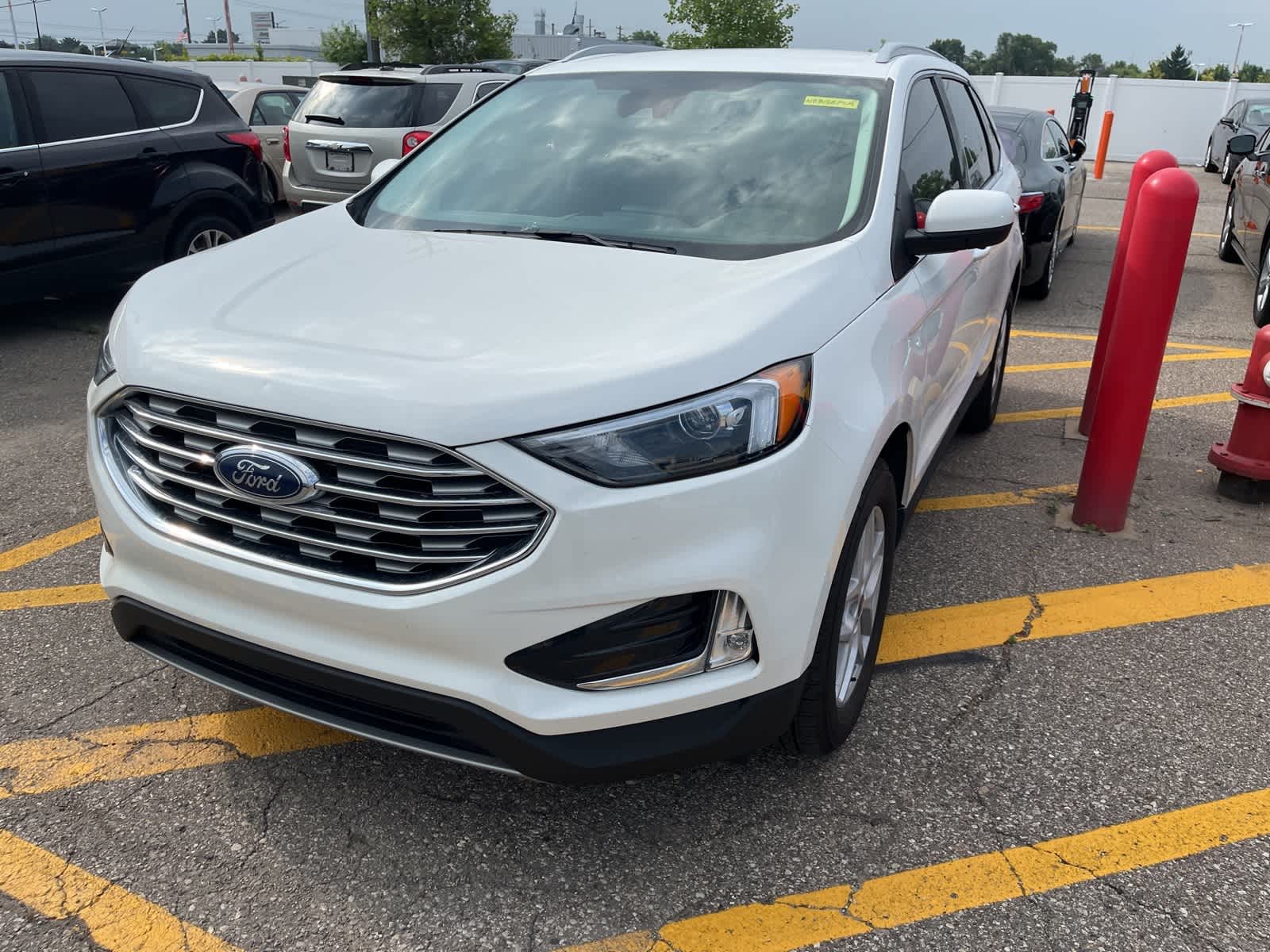 Thumbnail: 2022 Ford Edge - 3