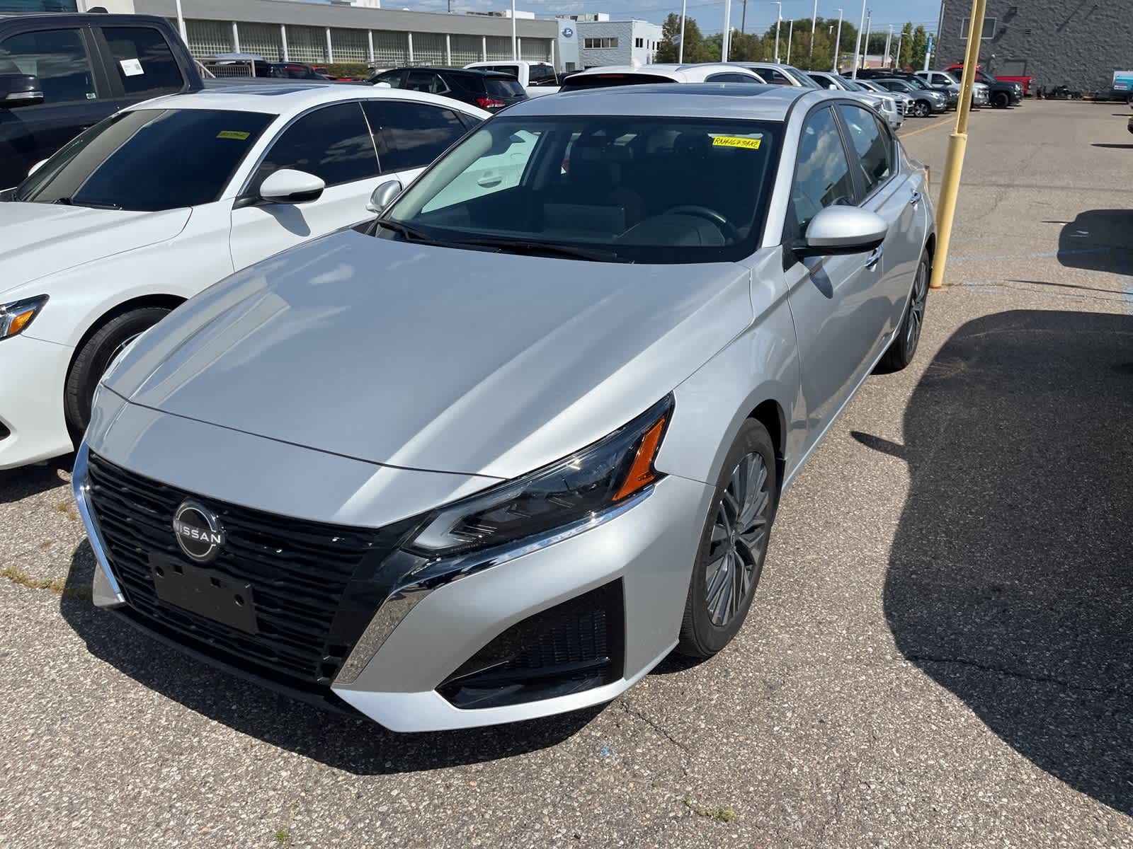 Thumbnail: 2024 Nissan Altima - 2